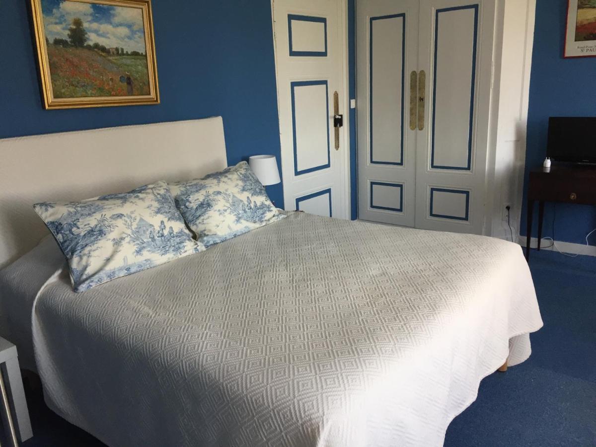 Holiday home Chateau De Colombier Saint-Julien (Rhone)